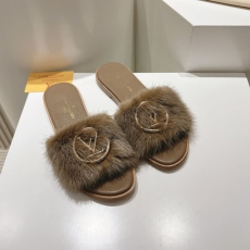 Louis Vuitton Slippers